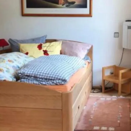 In Einfamilienhaus Mit Wasserbett Quarto em Acomodações Particulares