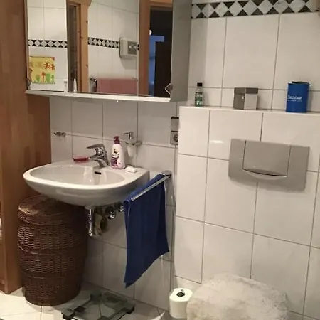 In Einfamilienhaus Mit Wasserbett Winningen
